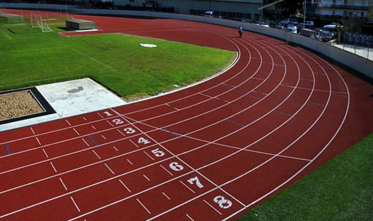Reglamento de la IAAF respecto a las instalaciones de pistas de atletismo homologadas